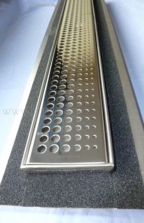 Линеен сифон Inox Style 785 мм с хоризонтален опесъчен фланец а връзка с обмазна хидроизолация и регулируеми монтажни крака.